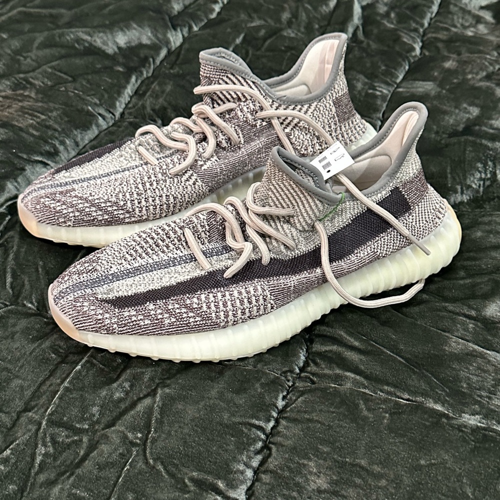 Adidas Yeezy Boost 350 V2 Grey Sneakers